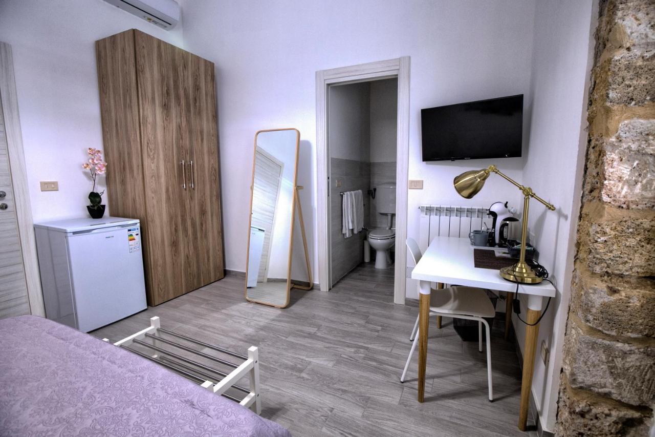 Garden House: Apartments And Rooms For Holidays Palermo Exterior foto