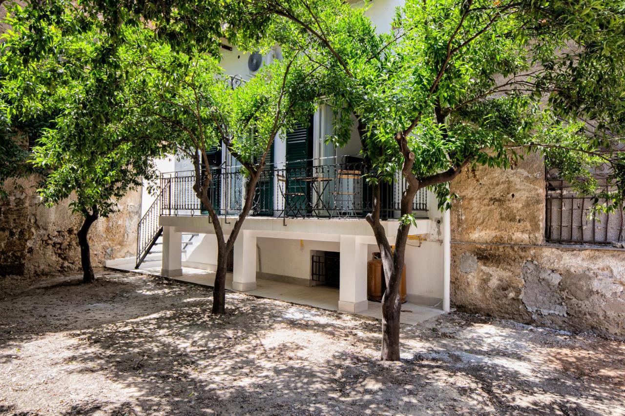 Garden House: Apartments And Rooms For Holidays Palermo Exterior foto