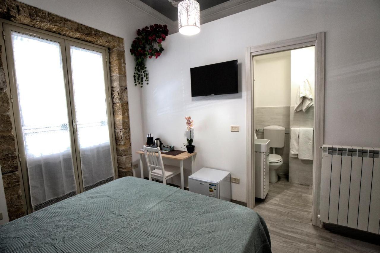 Garden House: Apartments And Rooms For Holidays Palermo Exterior foto