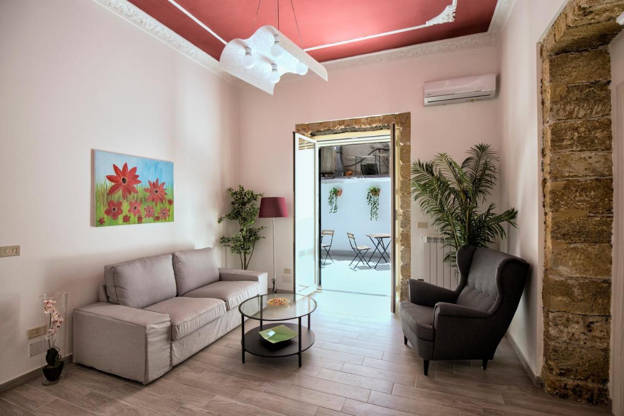 Garden House: Apartments And Rooms For Holidays Palermo Exterior foto