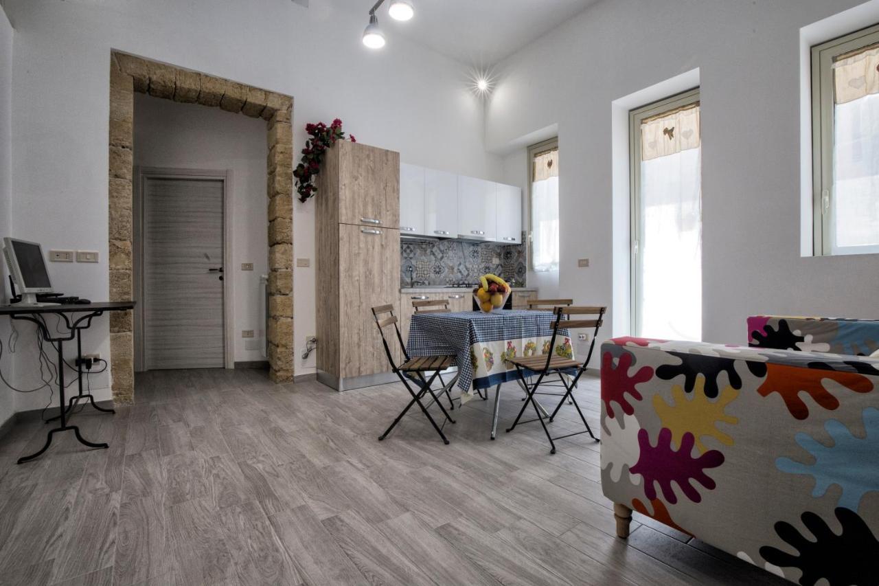 Garden House: Apartments And Rooms For Holidays Palermo Exterior foto