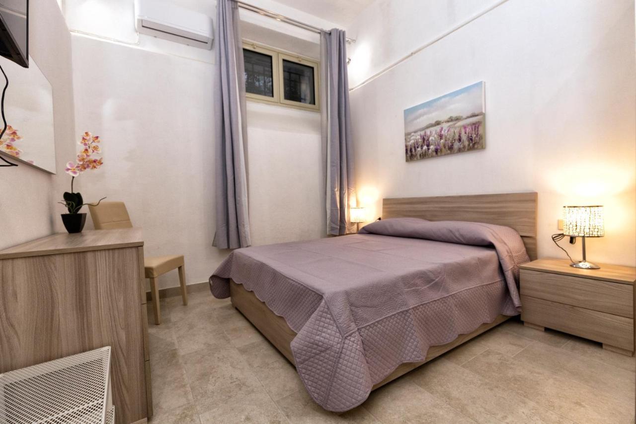 Garden House: Apartments And Rooms For Holidays Palermo Exterior foto